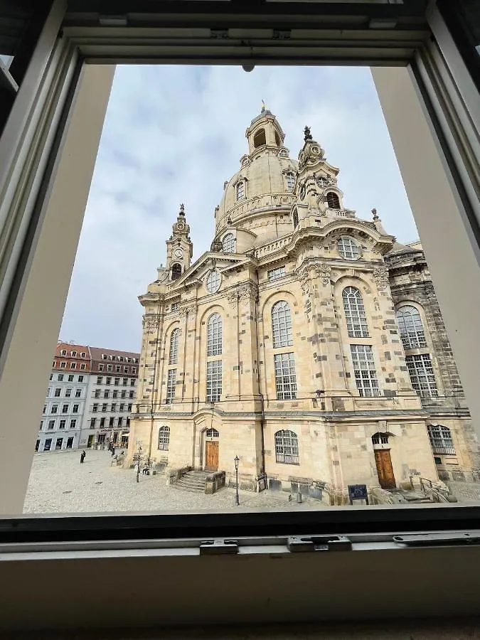 Modernes Apartment Mit Blick Zur Frauenkirche Dresda