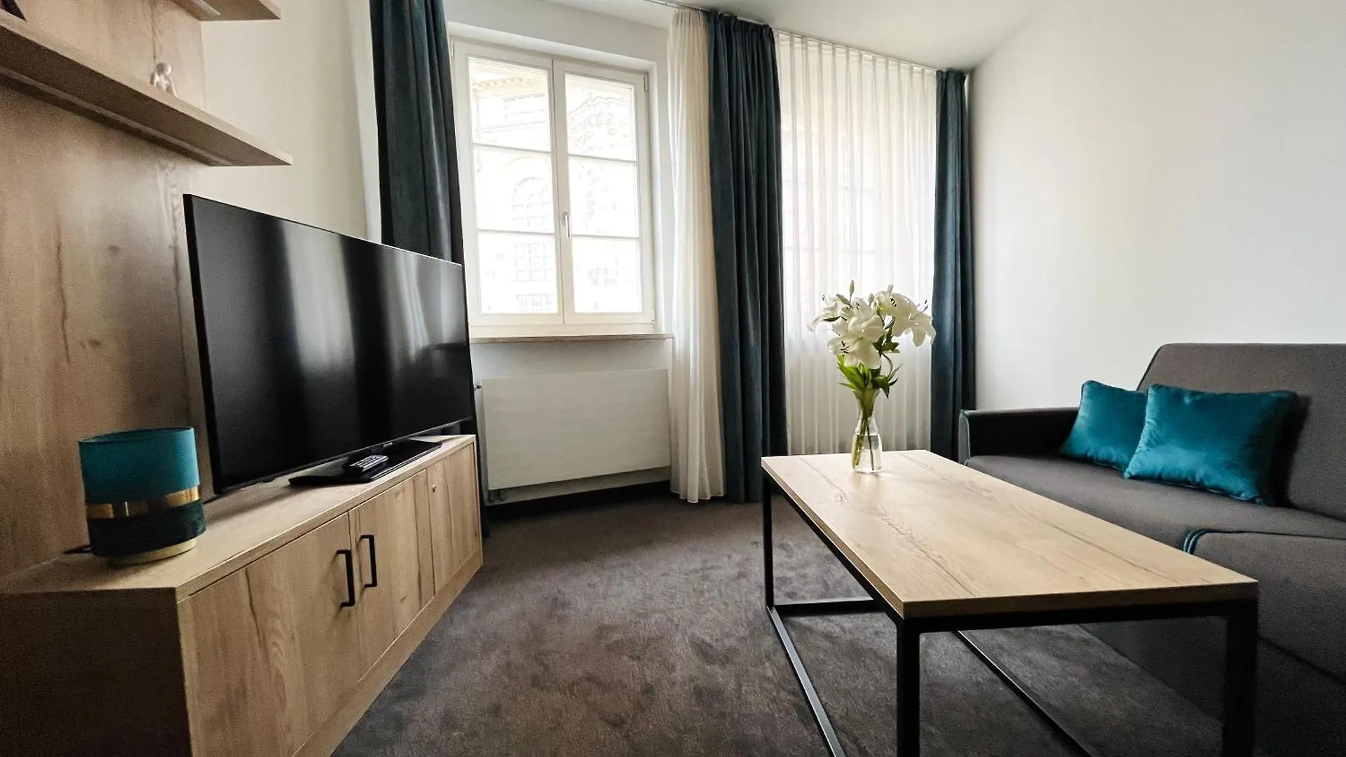 Modernes Apartment Mit Blick Zur Frauenkirche Дрезден